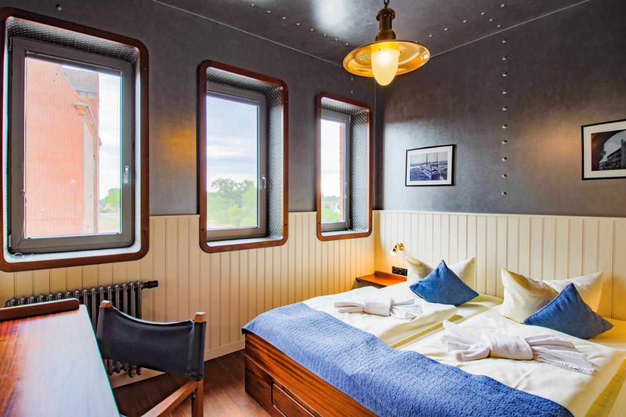 Hotel Doemitzer Hafen Dömitz Exterior foto